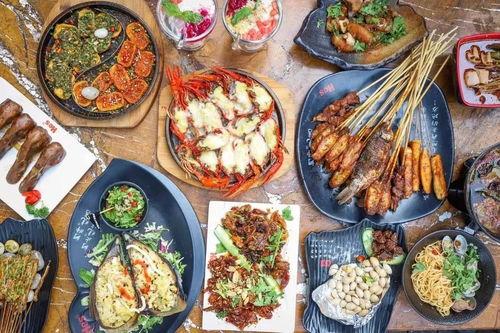 网红凳子烧烤店吃瓜