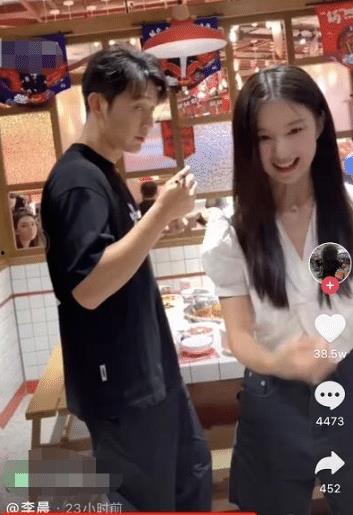 网红视频吃瓜看戏,看戏笑谈娱乐圈风云