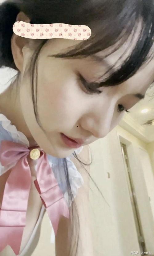 女子吃瓜网红视频大全,揭秘网络红人的瓜田秘事  第3张